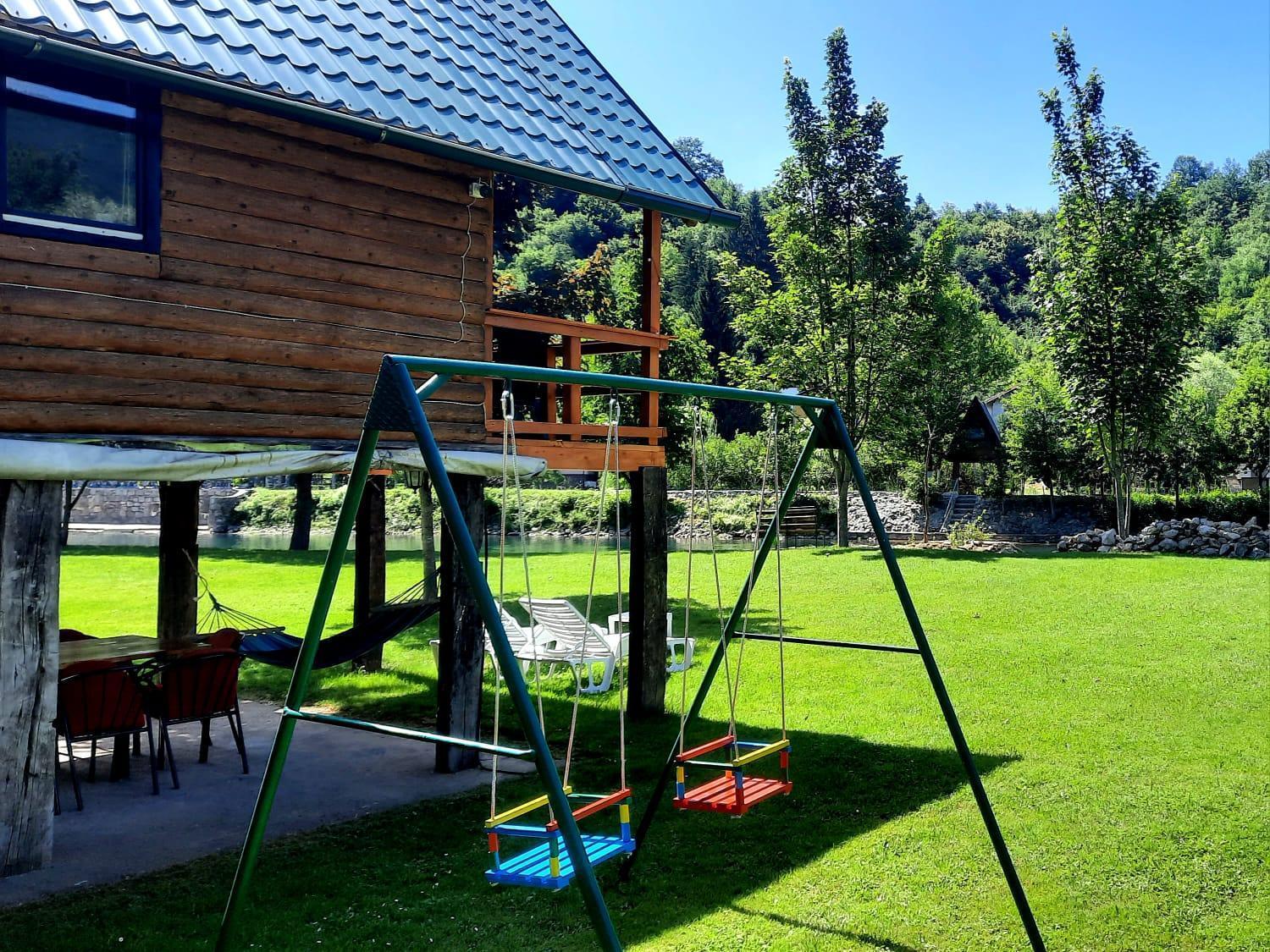 Appartement Hacienda Burzic à Kulen Vakuf Extérieur photo